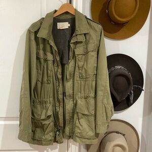 JCrew Classic Twill Chino Jacket Size 12. Fits like a large. No hood.